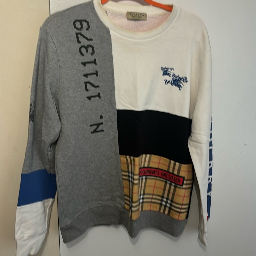 Burberry Sweater